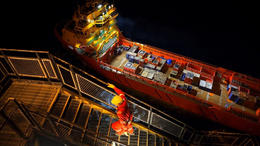2000: The Brent Field was externally benchmarked as the highest-performing North Sea field. It was also internationally recognised as leading in the management of its facilities.