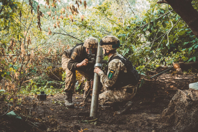 Ukrainian soldiers in combat. Source: https://war.ukraine.ua/imagebank/