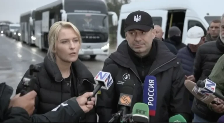 Ukrainian human rights commissioner Dmytro Lubinets with his Russian counterpart, Yana Lantratova. (Screenshot from a video / Dmytro Lubinets / Telegram)