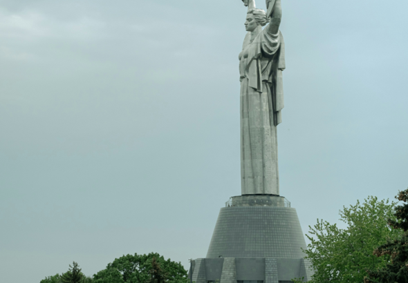 Rodina-Mat: Mother Ukraine, a monumental statue in Kyiv, Ukraine. Courtesy Volodymyr Leush https://unsplash.com/@volodymyr_leush